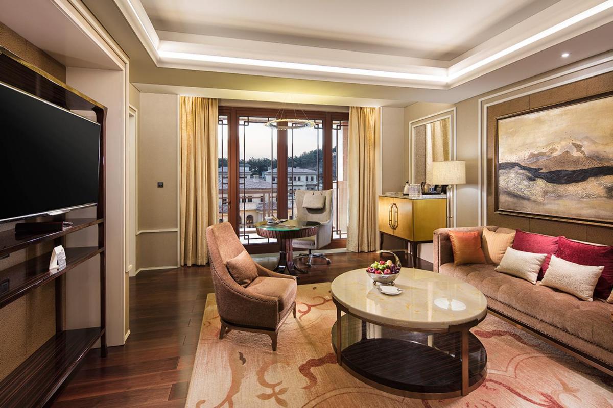 Grand Bay Hotel Beijing Jinpoluo Exterior photo
