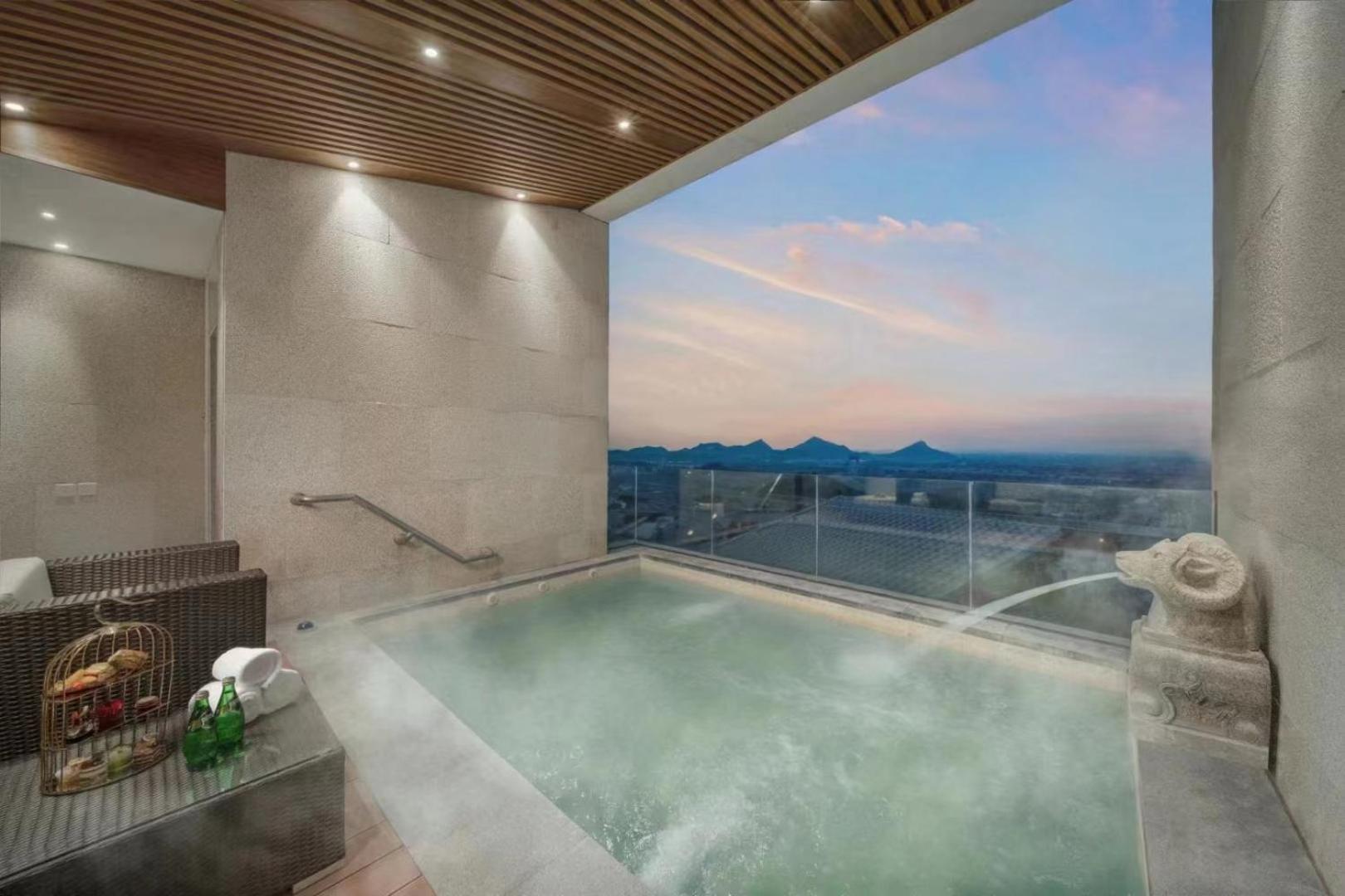 Grand Bay Hotel Beijing Jinpoluo Exterior photo
